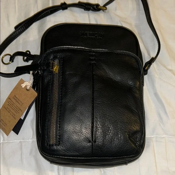 NWT! American Leather Co. black leather crossbody bag. - Picture 2 of 8
